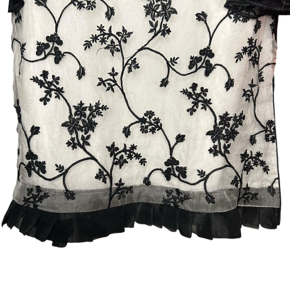 Handmade White and Black Floral Dress - Picture 5 of 6